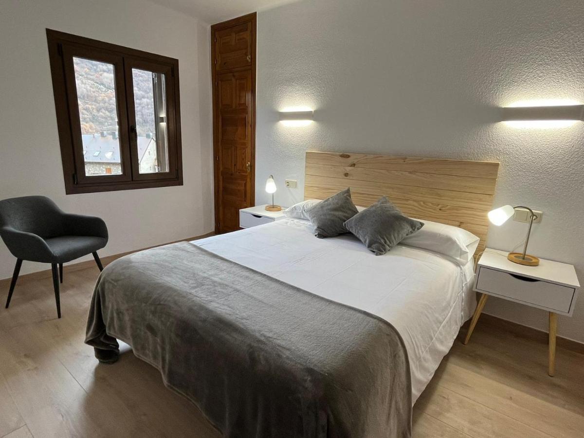 Hotel Farré D'avall Barruera Exteriör bild